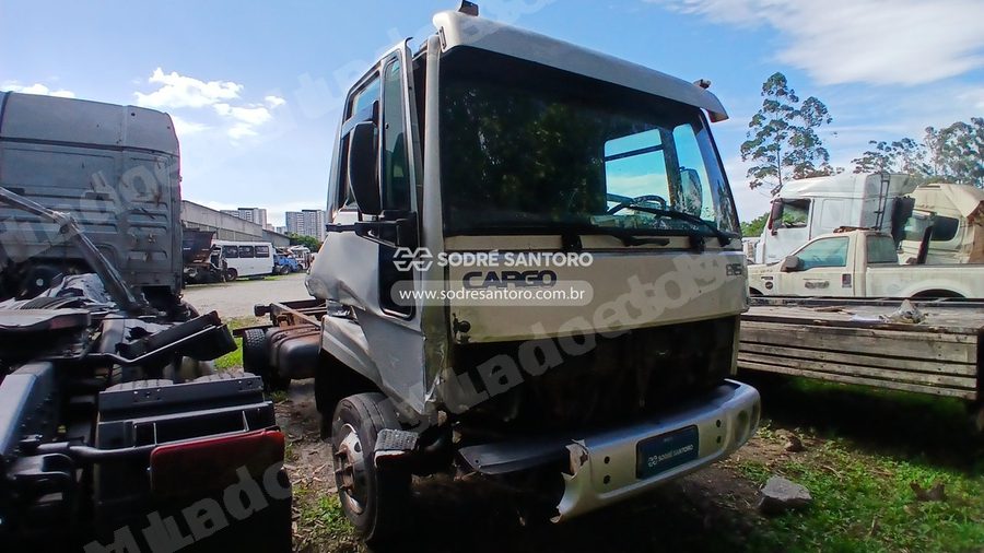 Ford Cargo 815 E 2011 em leilão em Guarulhos/SP