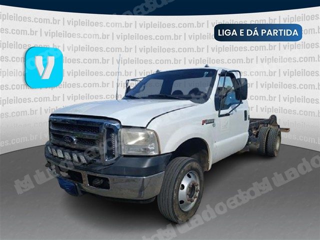 Ford 2014 em leilao em Brasil
