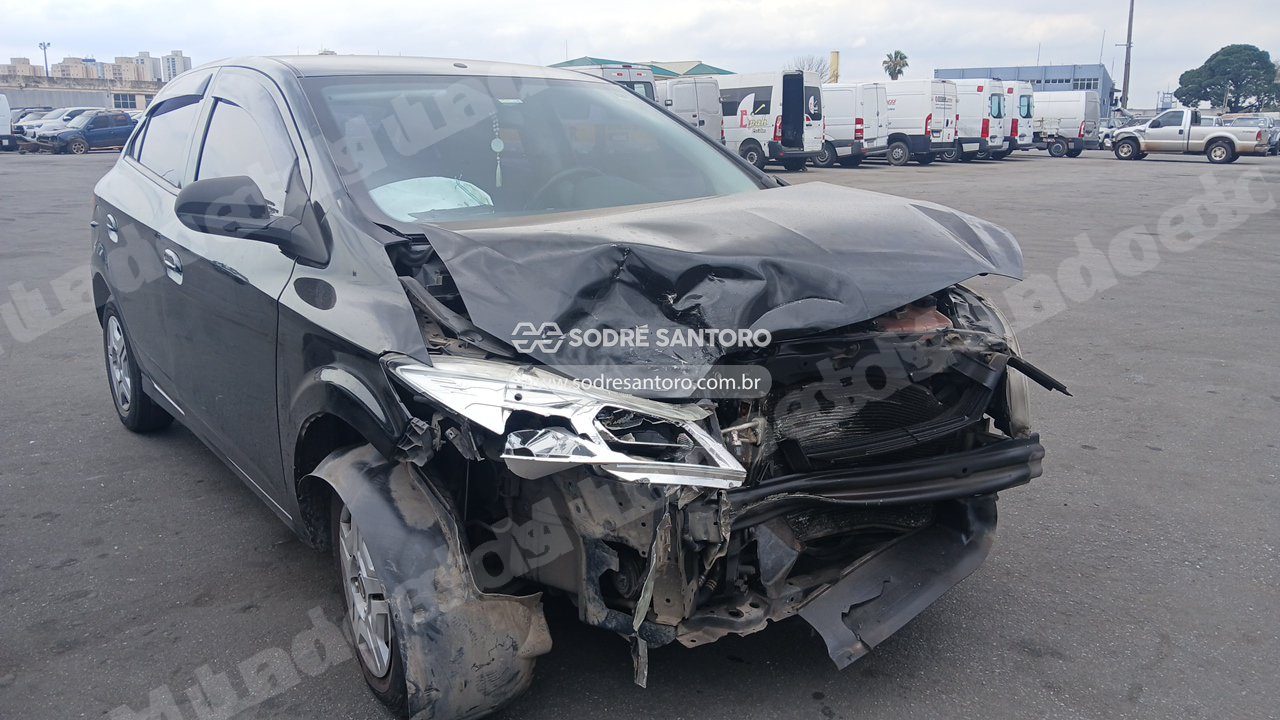 Chevrolet Onix 1.0Mt Ls 2013 em leilão em Brasil