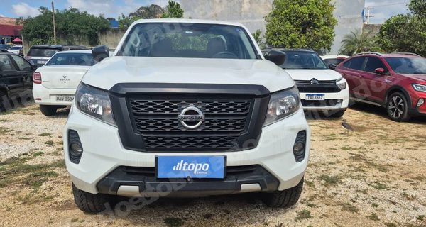 Nissan Frontier 2023 em leilão em Curitiba/PR