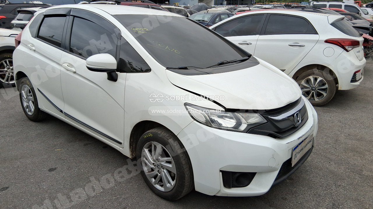 Honda Fit Lx Cvt 2015 em leilão em Brasil