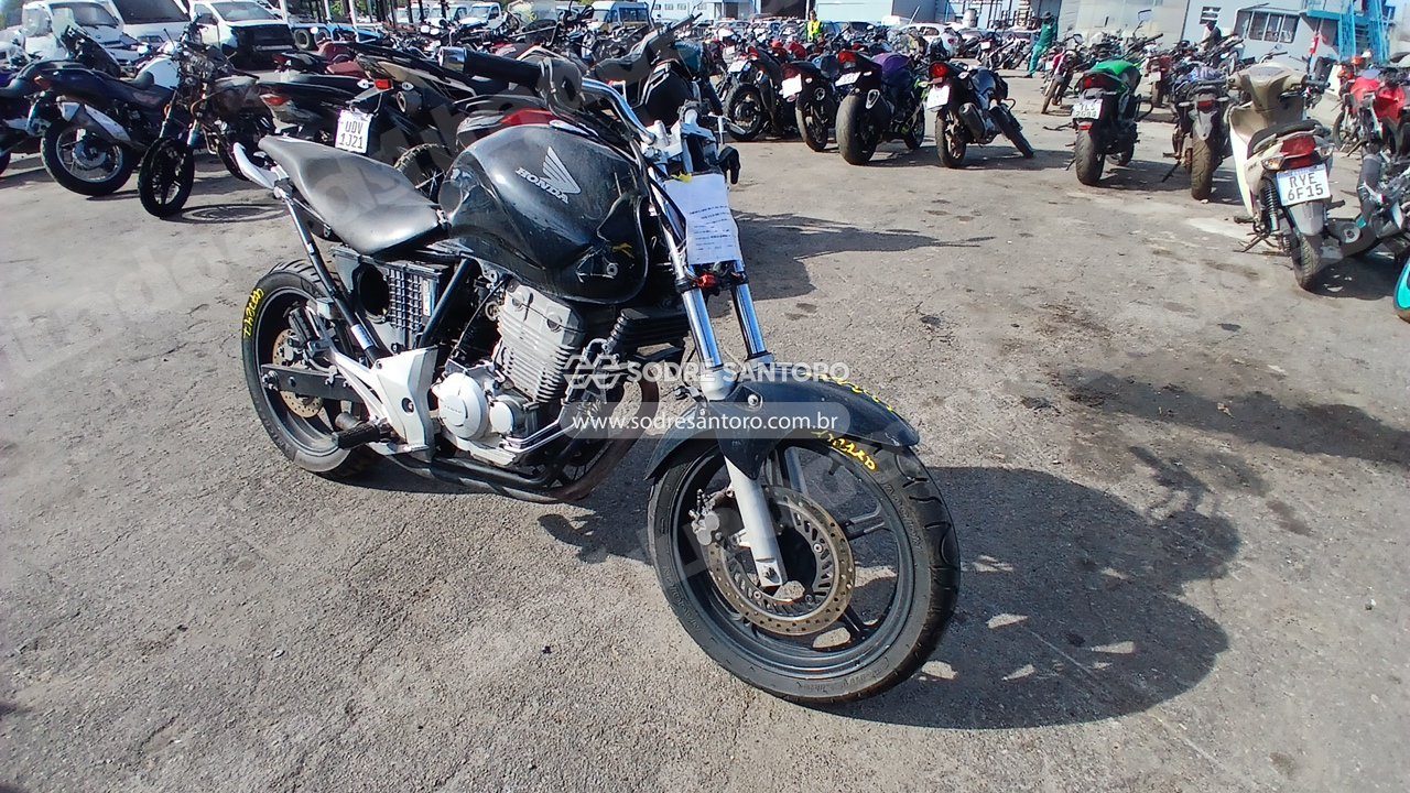 Honda Cb 300R 2012 em leilão em Brasil