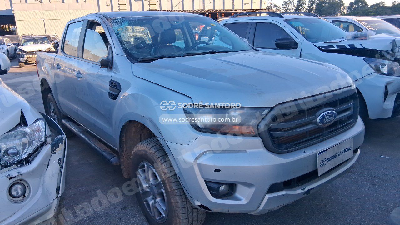 Ford em leilao em Brasil