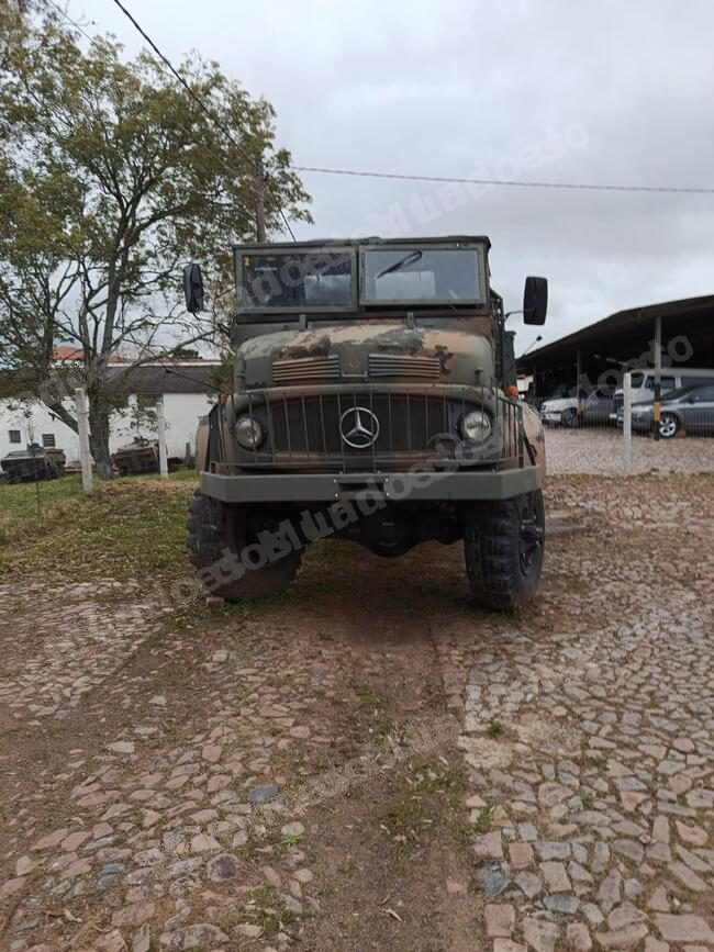 Mercedes em leilao em Brasil