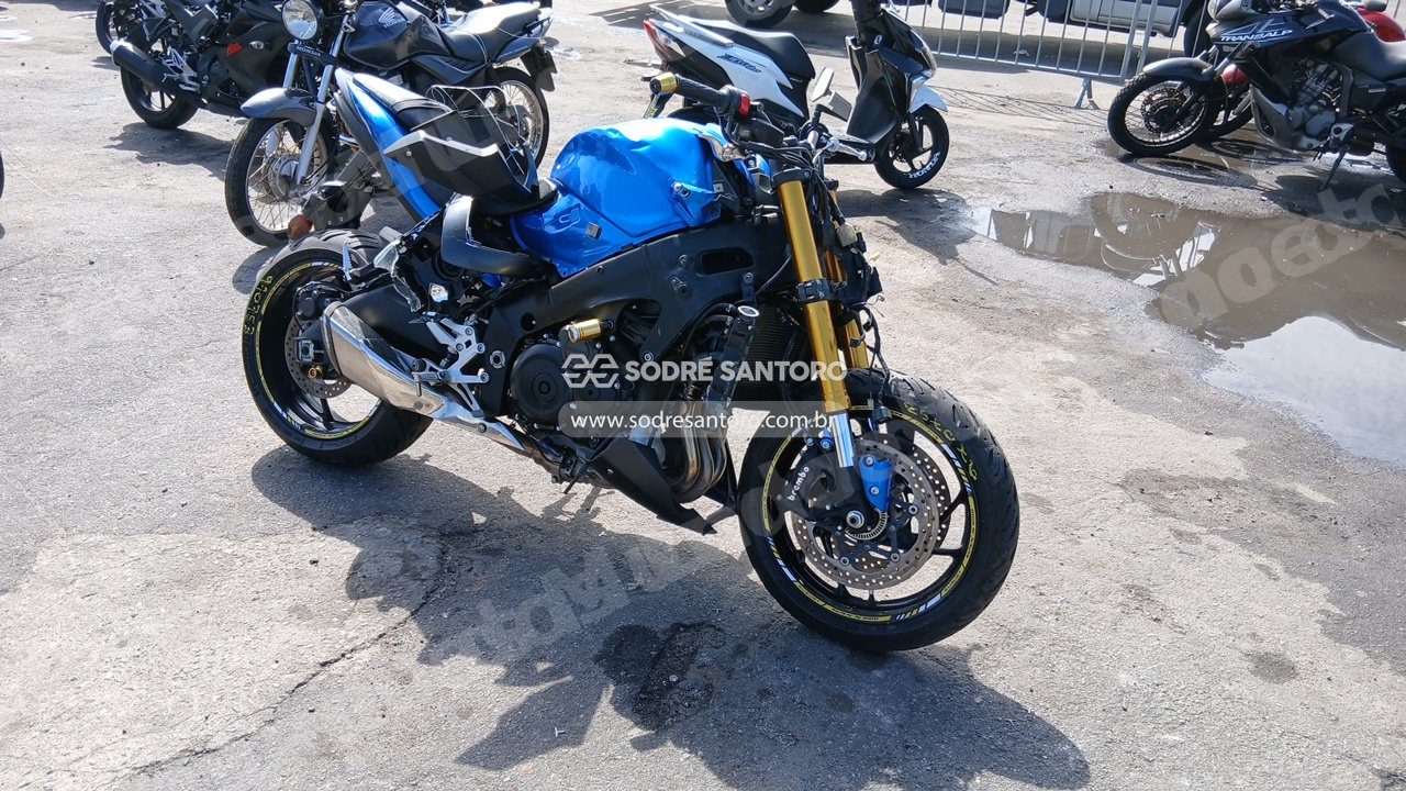 Suzuki em leilao em Brasil