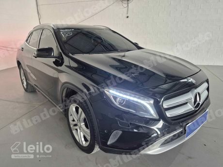 Mercedes Gla em leilao em Eusébio/CE