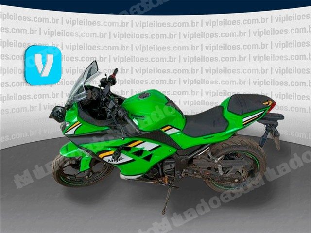 Kawasaki 2025 em leilao em Brasil