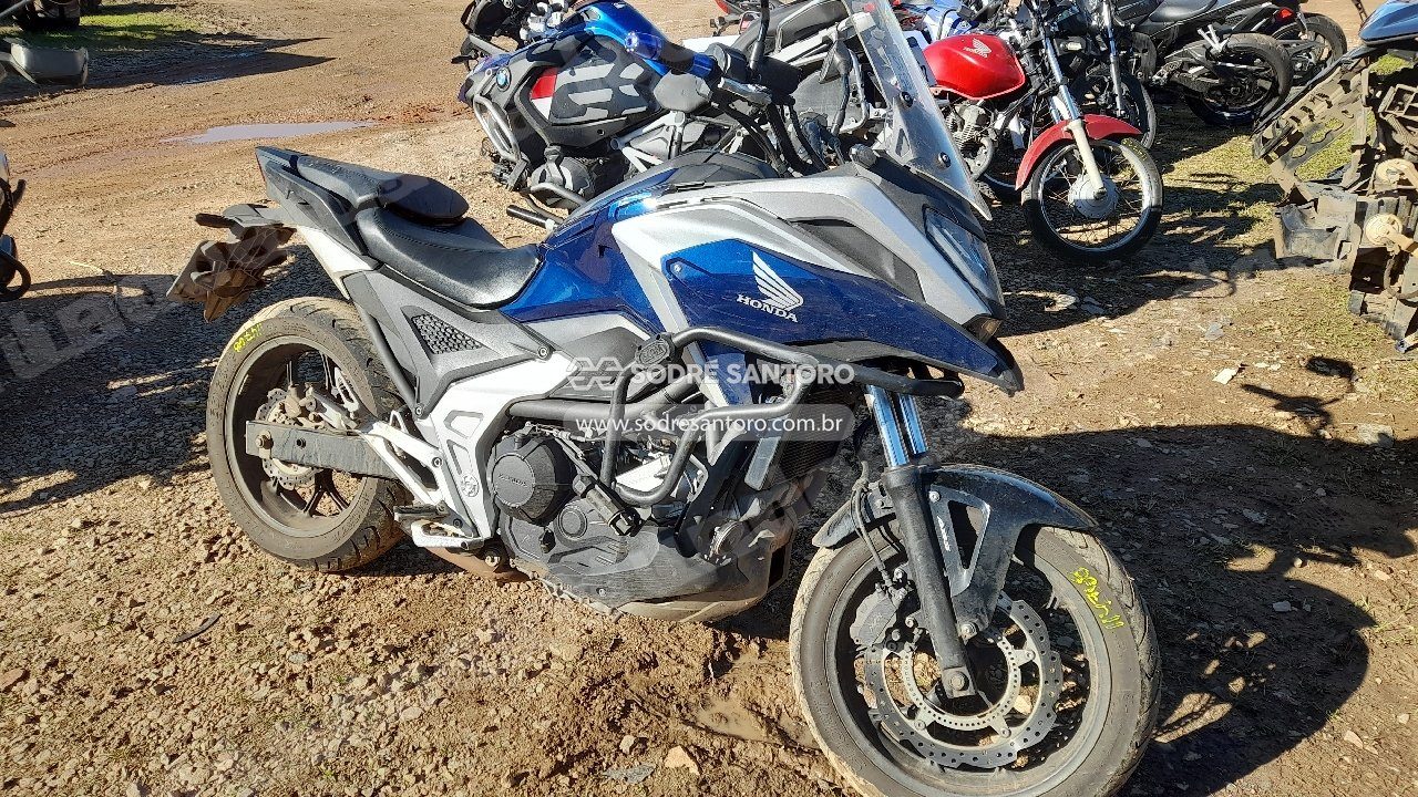 Honda em leilao em São José dos Pinhais/PR