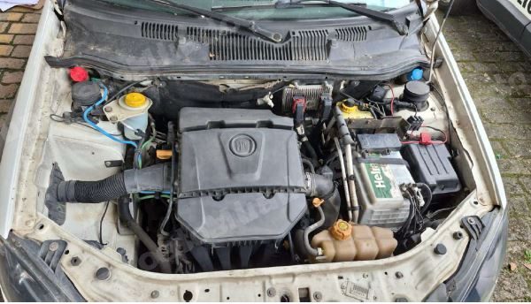 Fiat Palio 2018 em leilao em Joinville/SC - Lote 1