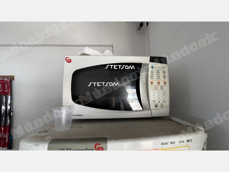 Lote em leilao em Microondas Curitiba/PR