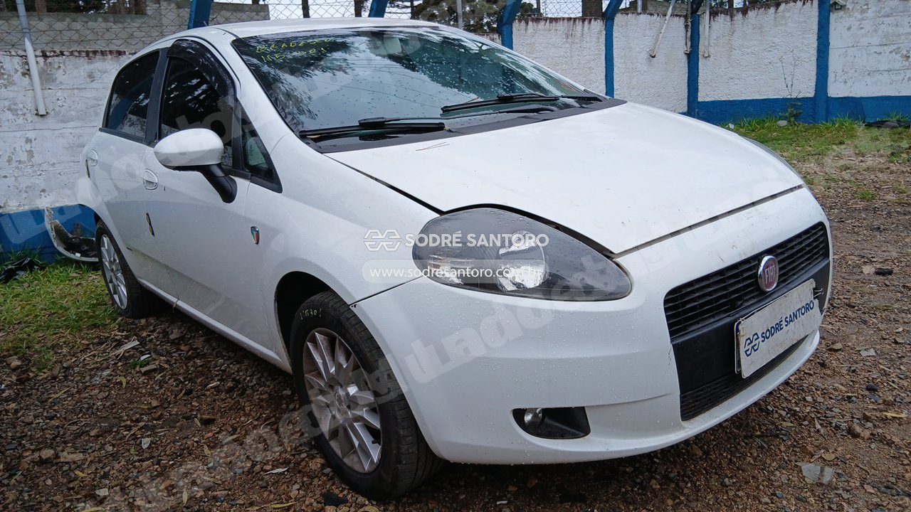 Fiat em leilao em São José dos Pinhais/PR