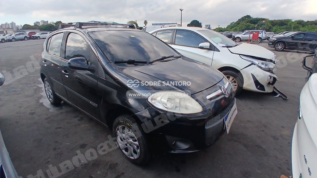 Fiat em leilao em Brasil
