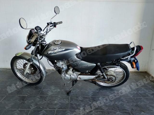 Honda 2002 em leilão em Brasil