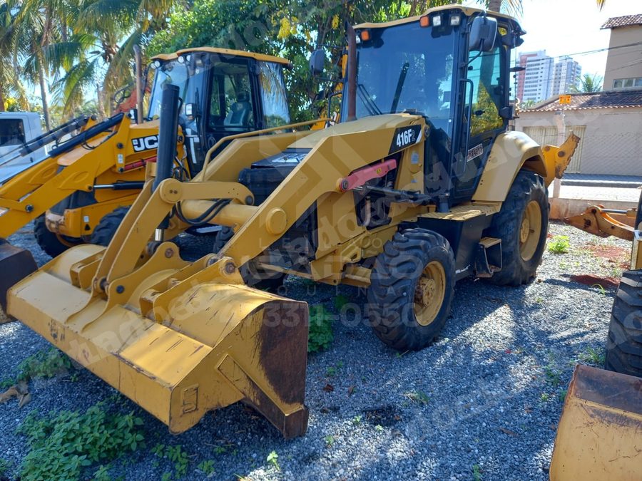 Máquina agrícola 2018 em leilão em Caldas Novas/GO