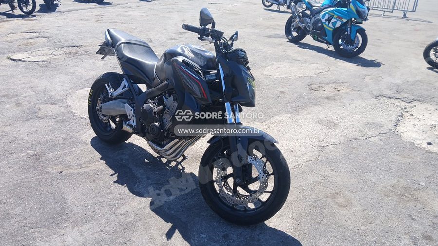 Honda Cb 650F 2015 em leilão em Guarulhos/SP