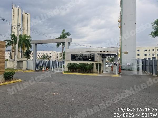 Apartamento em leilao em E/RJ