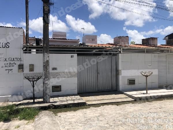 Casa em leilao em A/PB