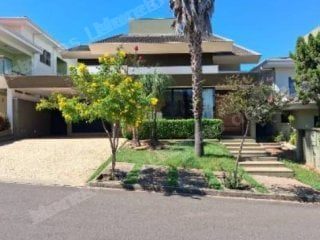 Casa de 343 m2 em leilão em Marília/SP