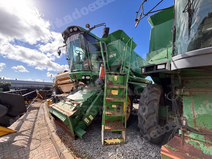 Máquina agrícola 2010 em leilão em Lavras do Sul/RS - Lote 2
