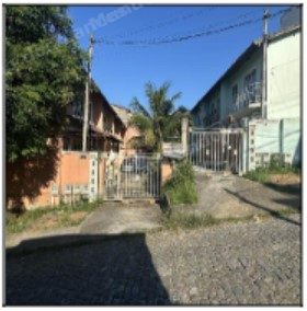 Casa em leilao em O/RJ
