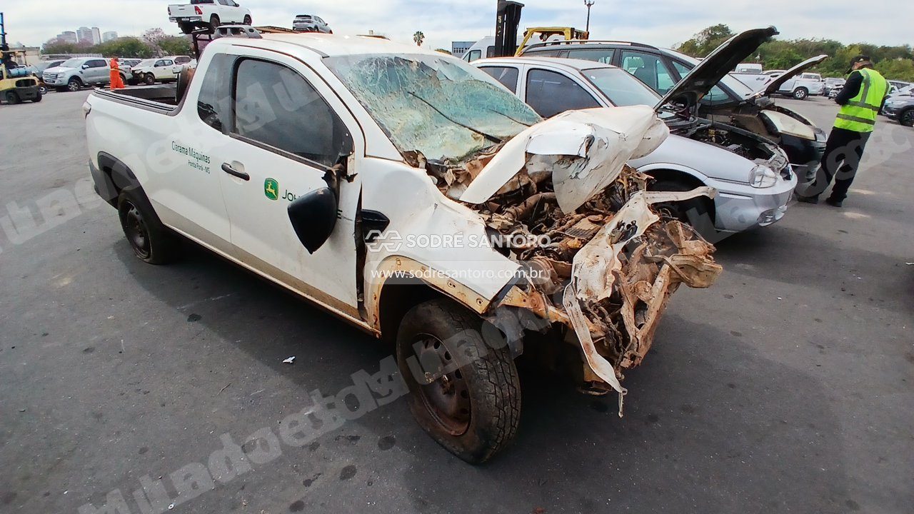 Fiat Strada Enduran Cs13 2024 em leilão em Brasil