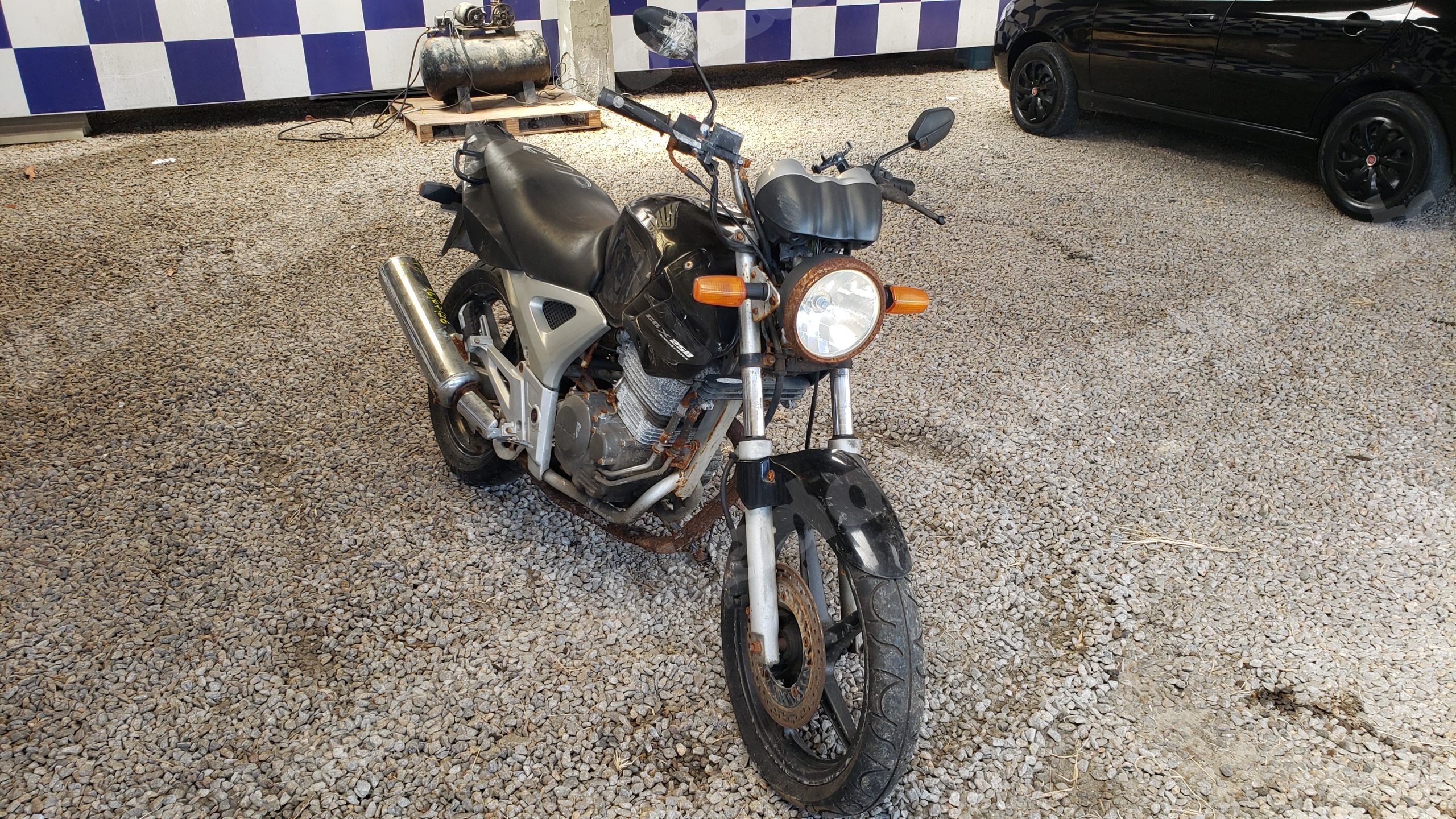 Honda em leilao em Brasil