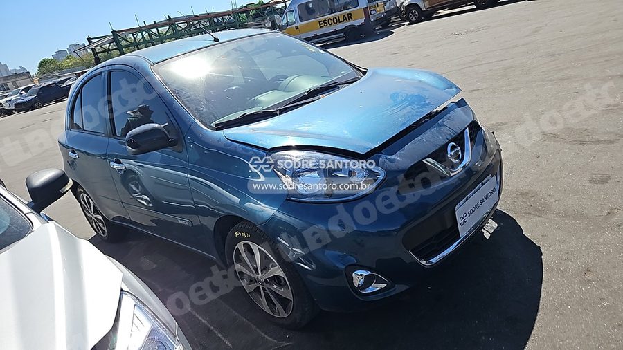 Nissan March 16Sl 2015 em leilão em Guarulhos/SP