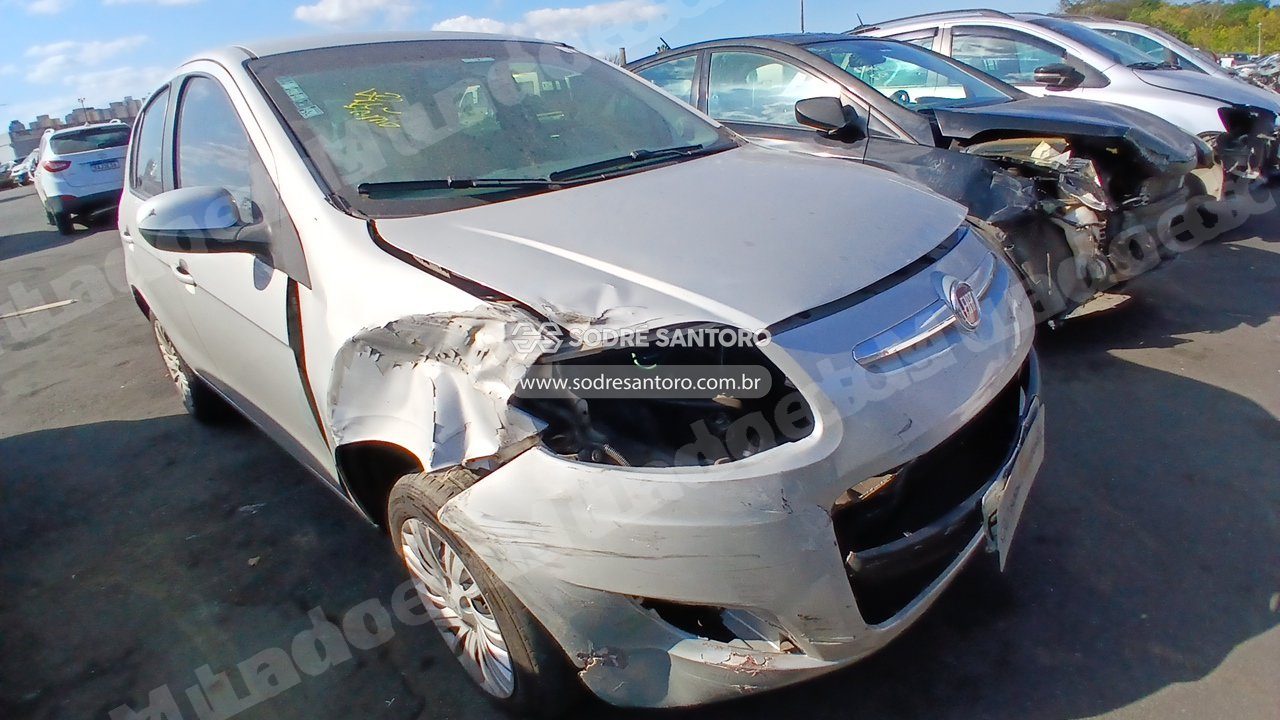Fiat Palio Essence 1.6 2013 em leilão em Brasil
