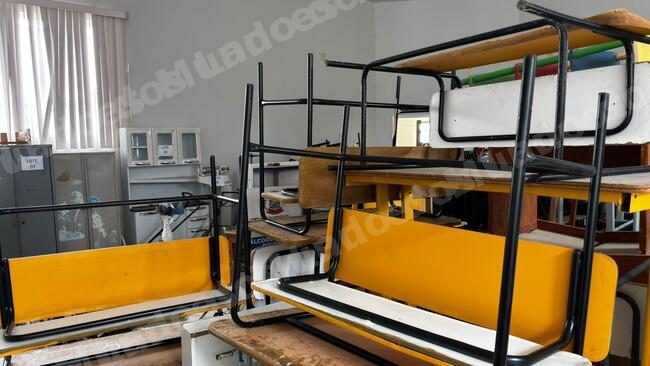Móveis em leilão em Brasil