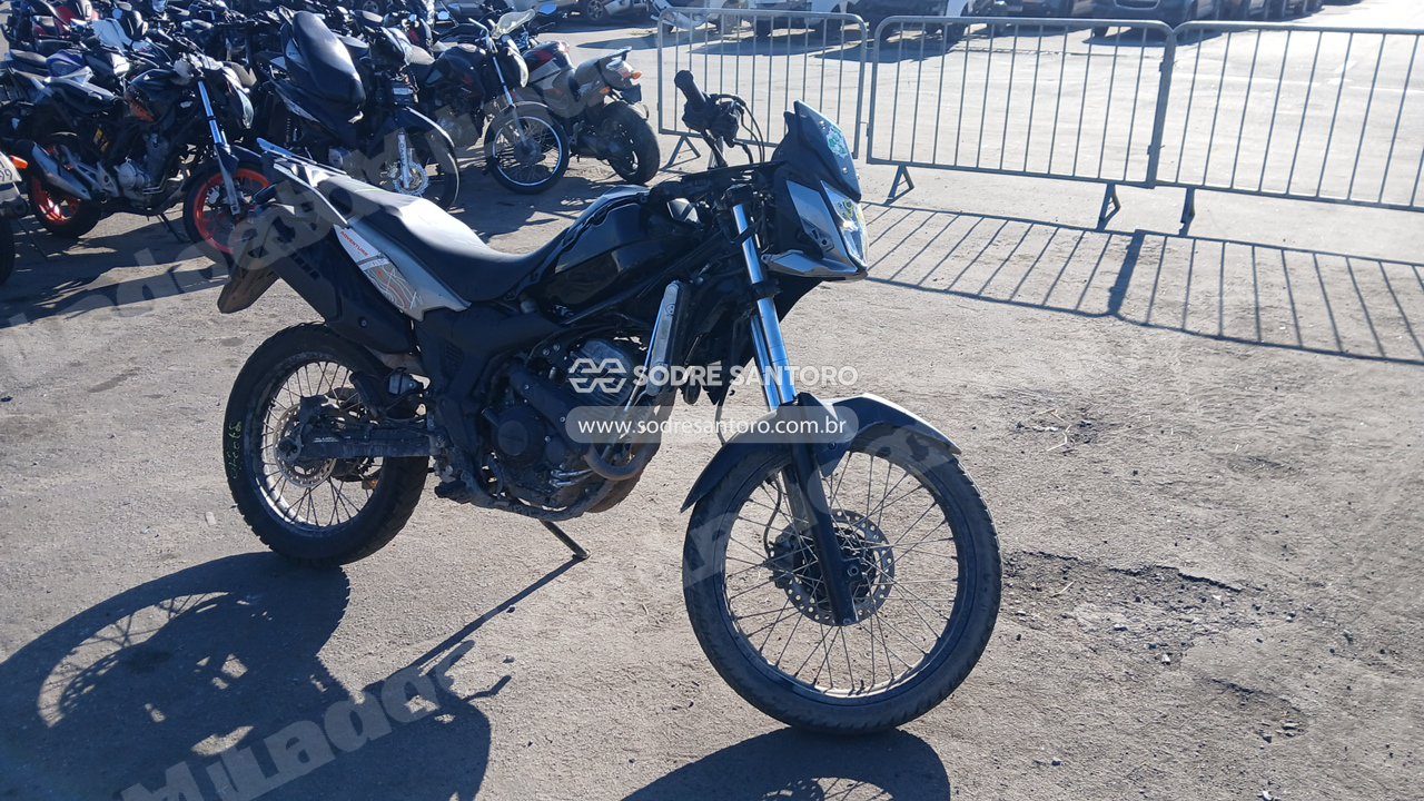 Honda Xre 300 Sahara 2024 em leilão em Brasil