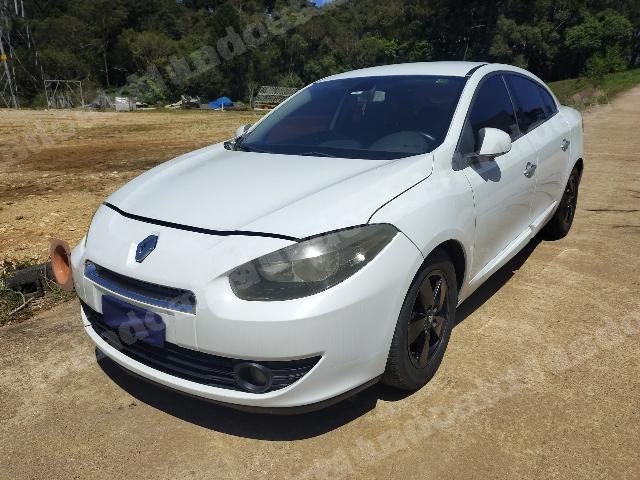 Renault 2012 em leilão em Colombo/PR