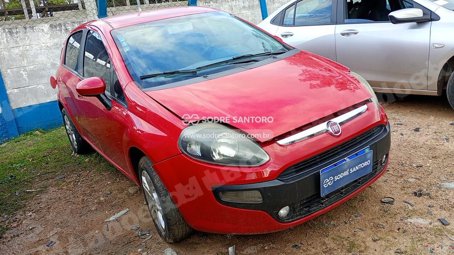 Fiat Punto Attractive 2014 em leilão em São José dos Pinhais/PR