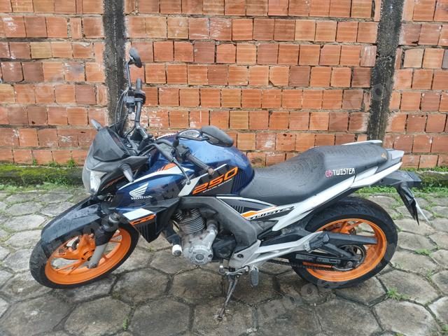 Honda 2020 em leilao em Brasil - Lote 1
