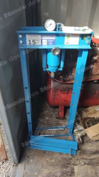 Máquina e equipamento em leilão em Florianópolis/SC