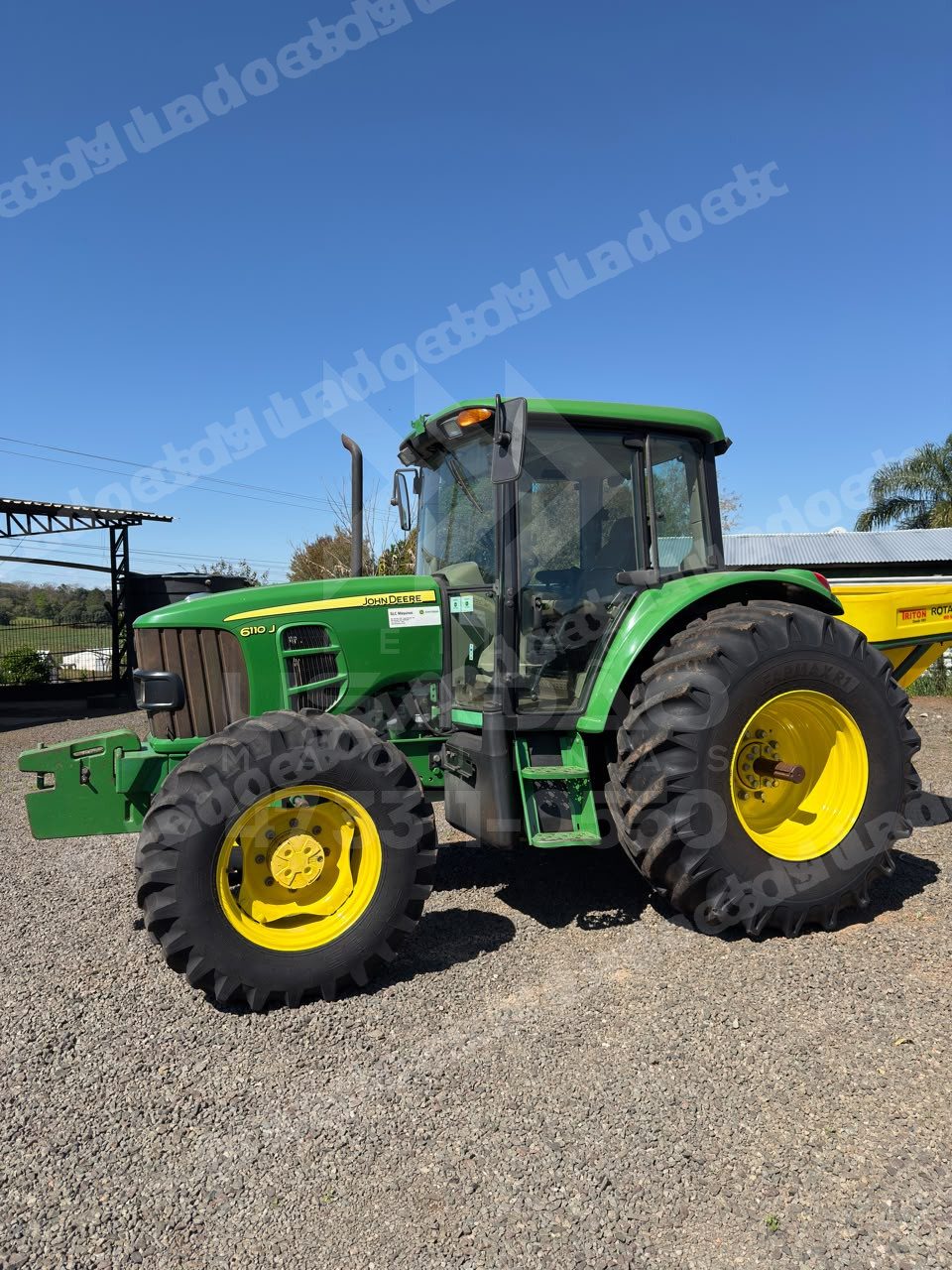 Máquina agrícola 2014 em leilão em Cruz Alta/RS