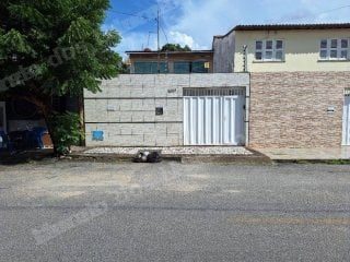 Casa de 227 m2 em leilão em Fortaleza/CE