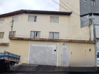 Casa de 135 m2 em leilão em Taboão da Serra/SP