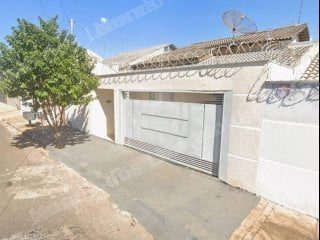 Casa de 190 m2 em leilão em Catalão/GO