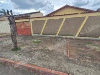 Casa de 310 m2 em leilão em Goiânia/GO