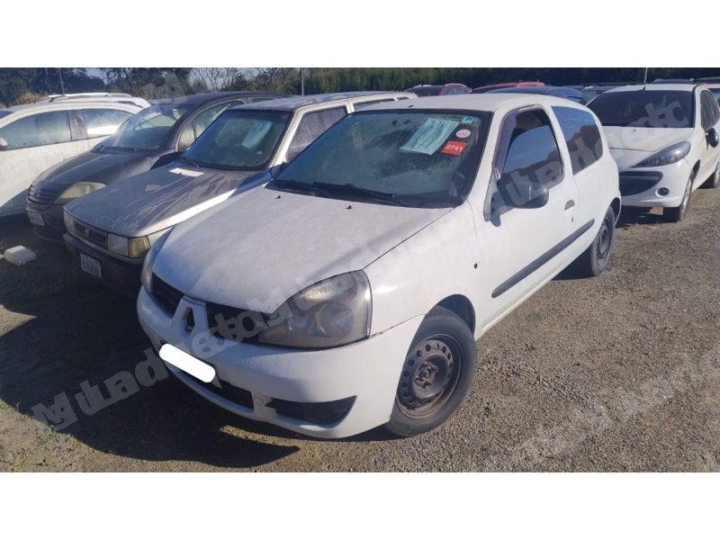 Renault Clio 2008 em leilao em Curitiba/PR