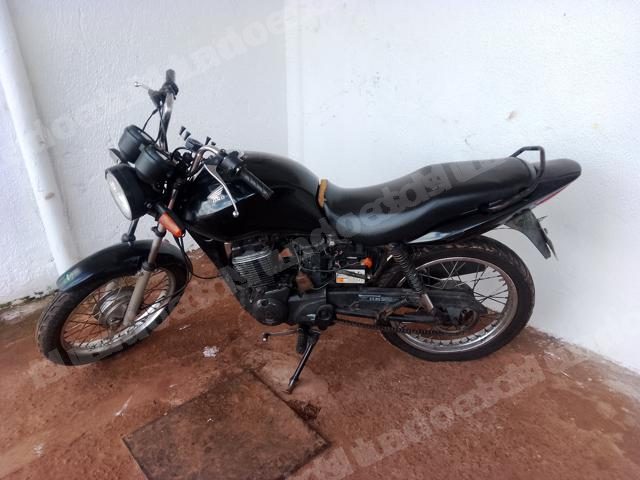 Honda 2013 em leilao em Brasil - Lote 3