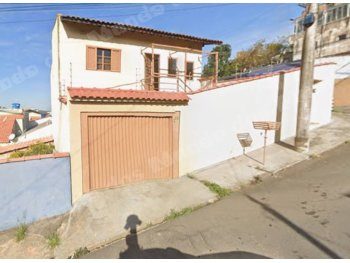 Imóvel de 137 m2 em leilão em Poços de Caldas/MG