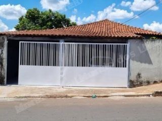 Casa em leilao em Fernando Prestes/SP