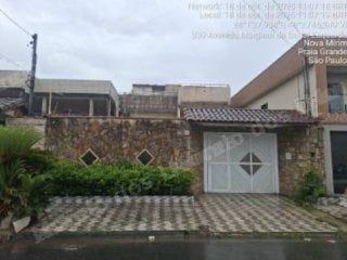 Casa em leilao em Praia Grande/SP