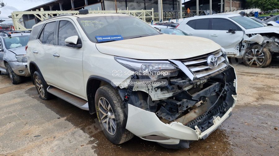 Toyota Hilux Swsrxa4Fd 2019 em leilão em São José dos Pinhais/PR