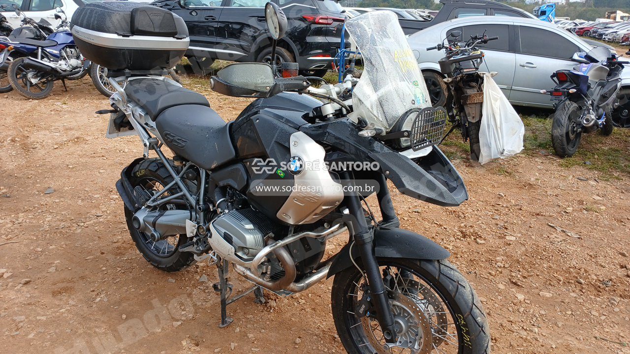 Bmw em leilao em São José dos Pinhais/PR