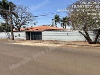 Casa de 537 m2 em leilão em Ituiutaba/MG