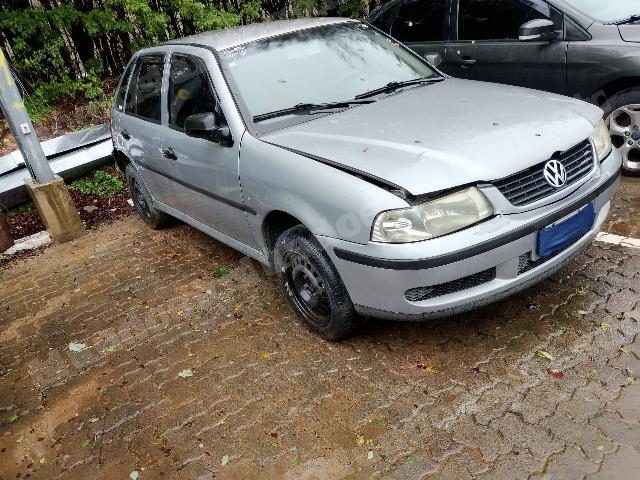 Volkswagen Gol 2001 em leilão em Brasil