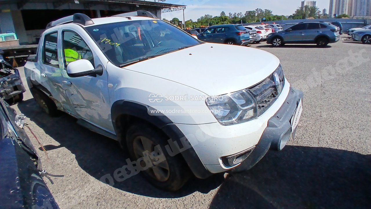 Renault em leilao em Brasil