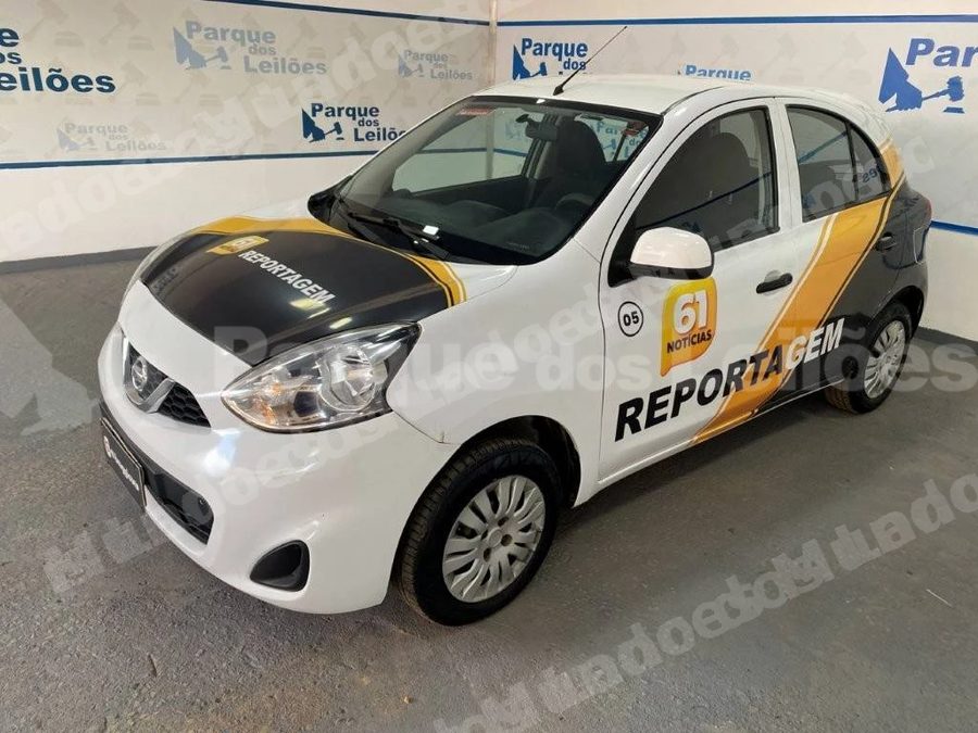 Nissan March 2017 em leilão em Brasil